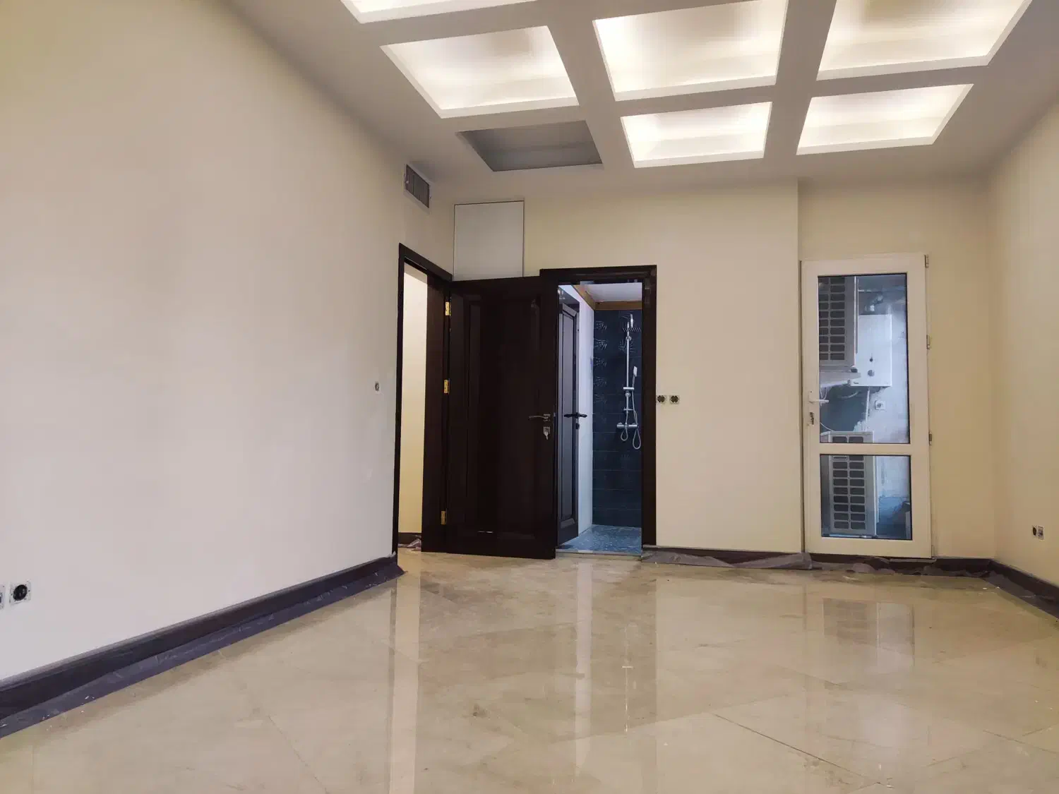 ۲۵۰ متر ، فول لوکس ، در فاز دو