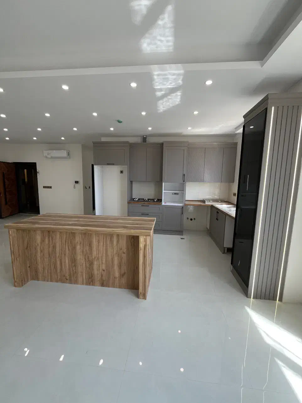 پردیس ۱۲۱متر اپارتمان نوساز فول فاز۲محله۲