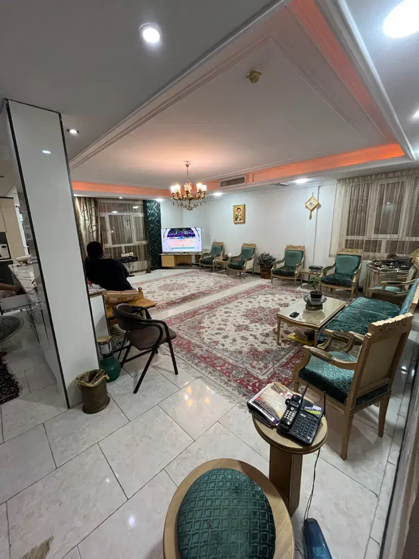 اپارتمان تراسه ۱۵۰ متری ۳ خوابه سند تک برگ