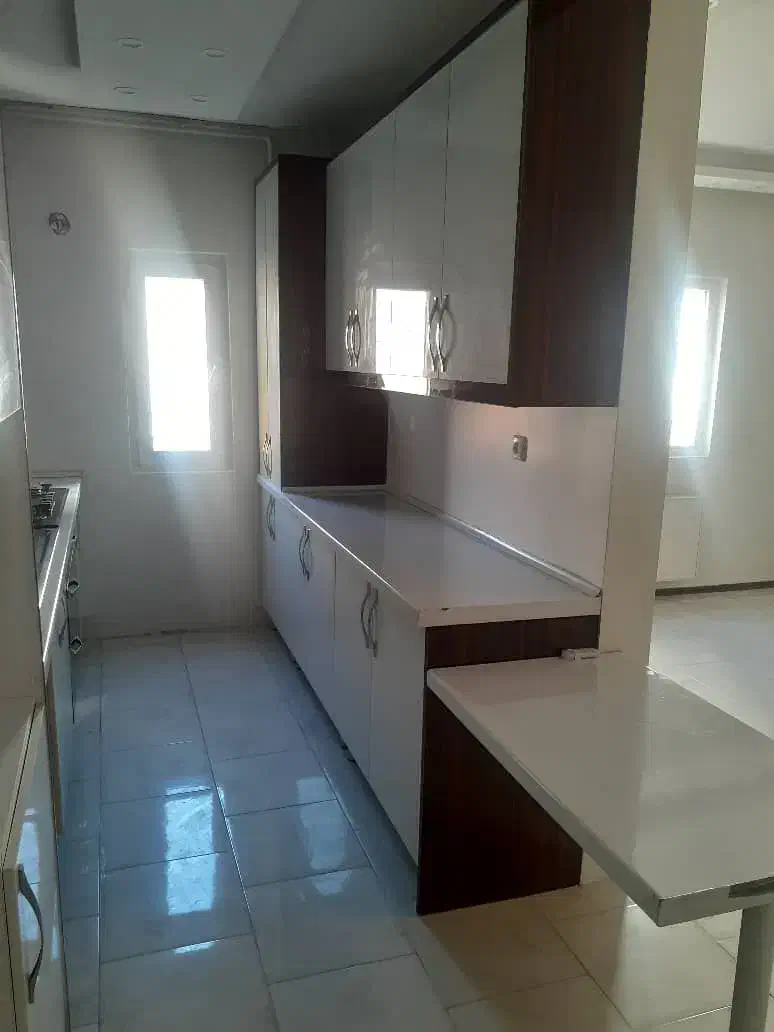 آپارتمان فاز۱۱ دوخوابه زون۵ خیابان اندیشه