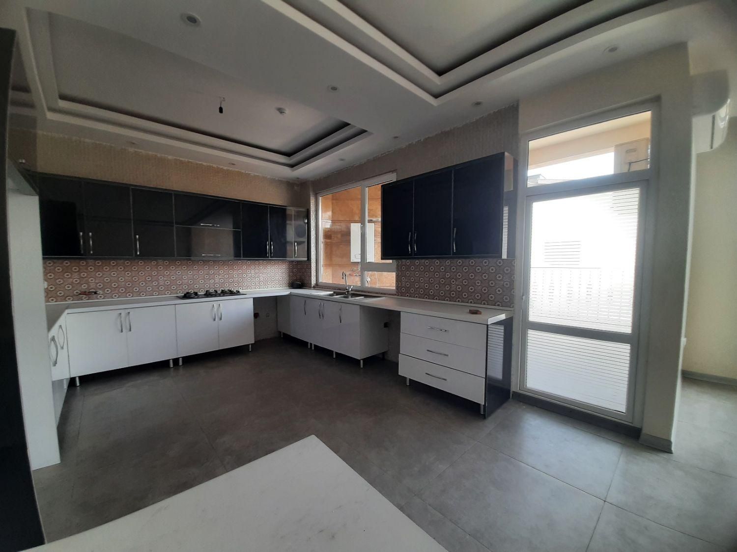 پردیس آپارتمان ۱۸۵ متر تک واحدی فاز ۱ محله ۴