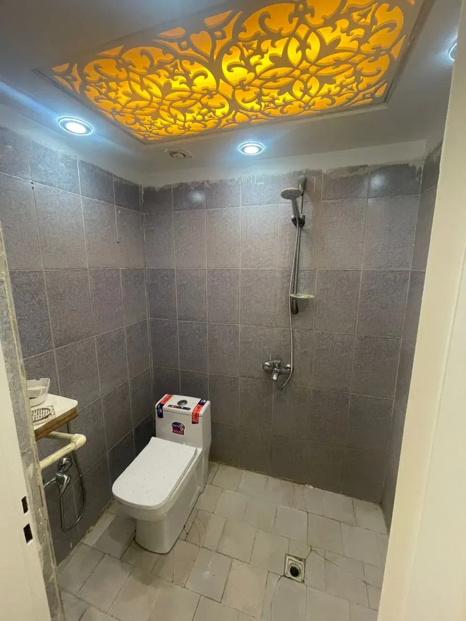 بسم تعالی 
سه واحد در پروژه‌های کیادژ و تحکیم ساخت

تمامی واحدها فول لاکچری 

واحد کیادژ 
طبقه چهارم 
 فول لاکچری 
 ۵۰۰ رهن کامل 

واحدهای تحکیم ساخت 
دو واحد در یک بلوک طبقه سوم و چهارم 
هر دو فول لاکچری
طبقه سوم ۴۵۰ رهن کامل 
طبقه چهارم ۵۵۰ رهن کامل

جهت دریافت اطلاعات بیشتر؛دریافت عکس‌ها و بازدید تماس بگیری