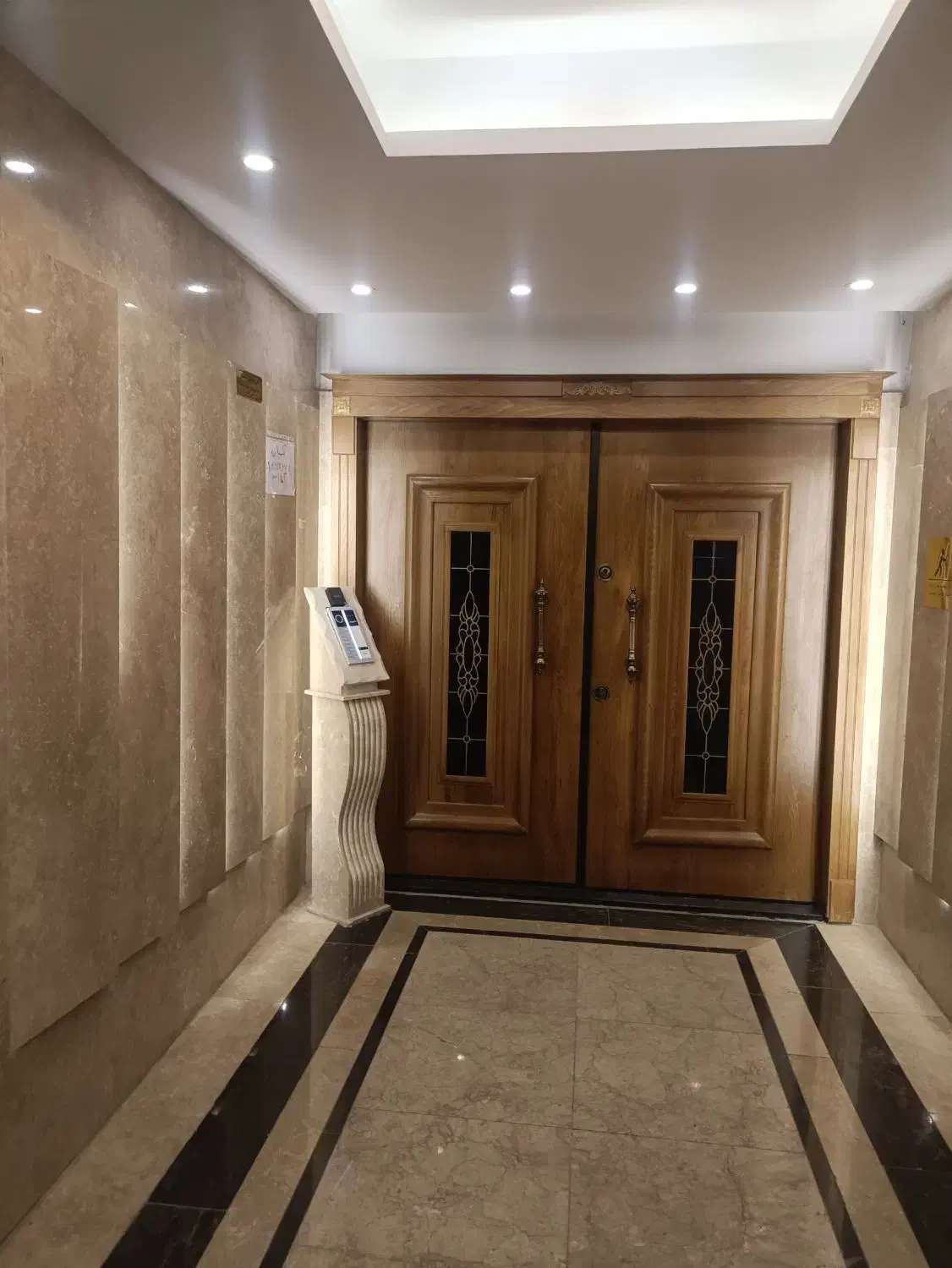 توضیحات

املاک ویهان ۷
زون۲
کلید نخورده
نوساز
طبقه چهارم
رهن کامل
غیر قابل تبدیل
بلوک سر درب ورودی شیک
لابی لاکچری
مالک محترم

موارد مشابه موجود است:
زون۱/۲/۳/۴/۵

کارشناس منطقه:خانم محمدی
