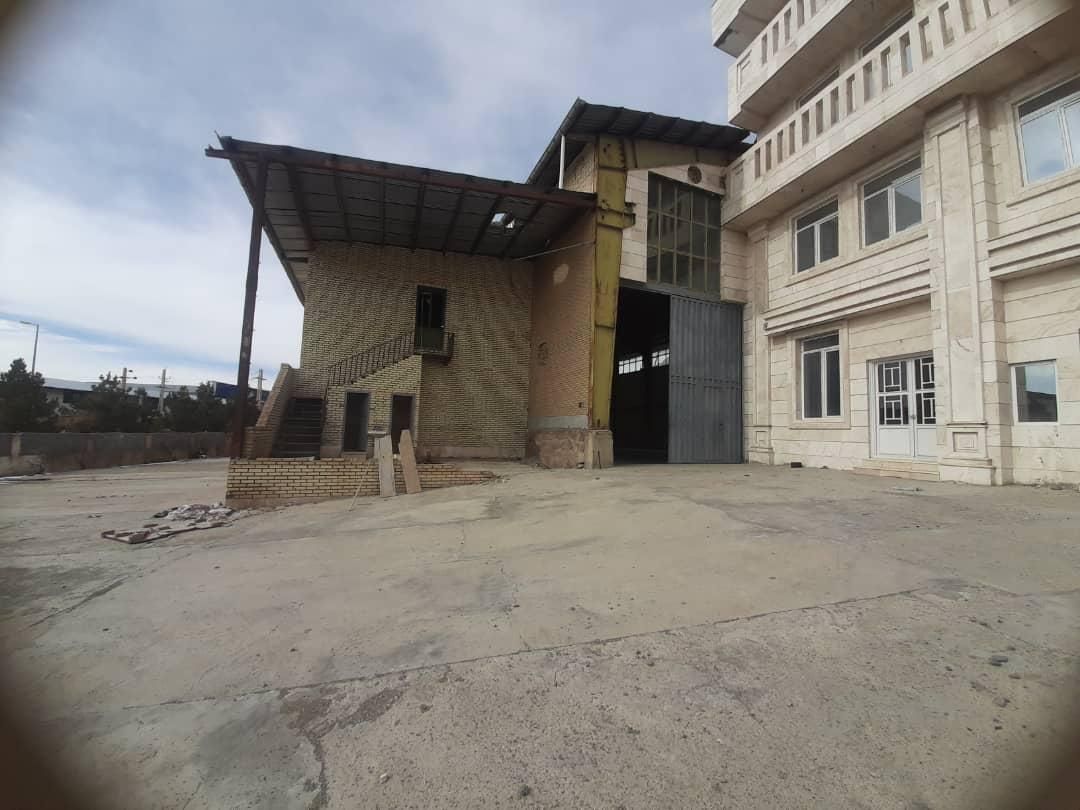 ۴۸۵۰مترزمین وسوله اجاره ای بابرق ۴۰۰آمپردماوند