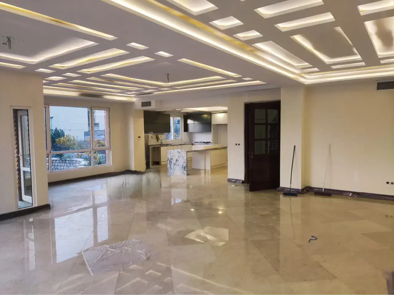 ۲۵۰ متر ، فول لوکس ، در فاز دو