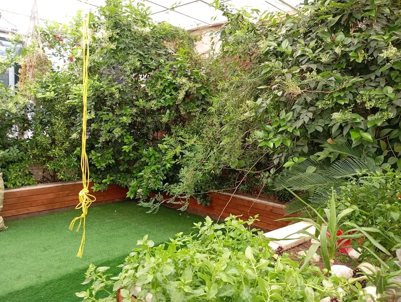 ویلایی اجاره/ ۳۰۰ متر/ ۲ خواب/ فاز ۱