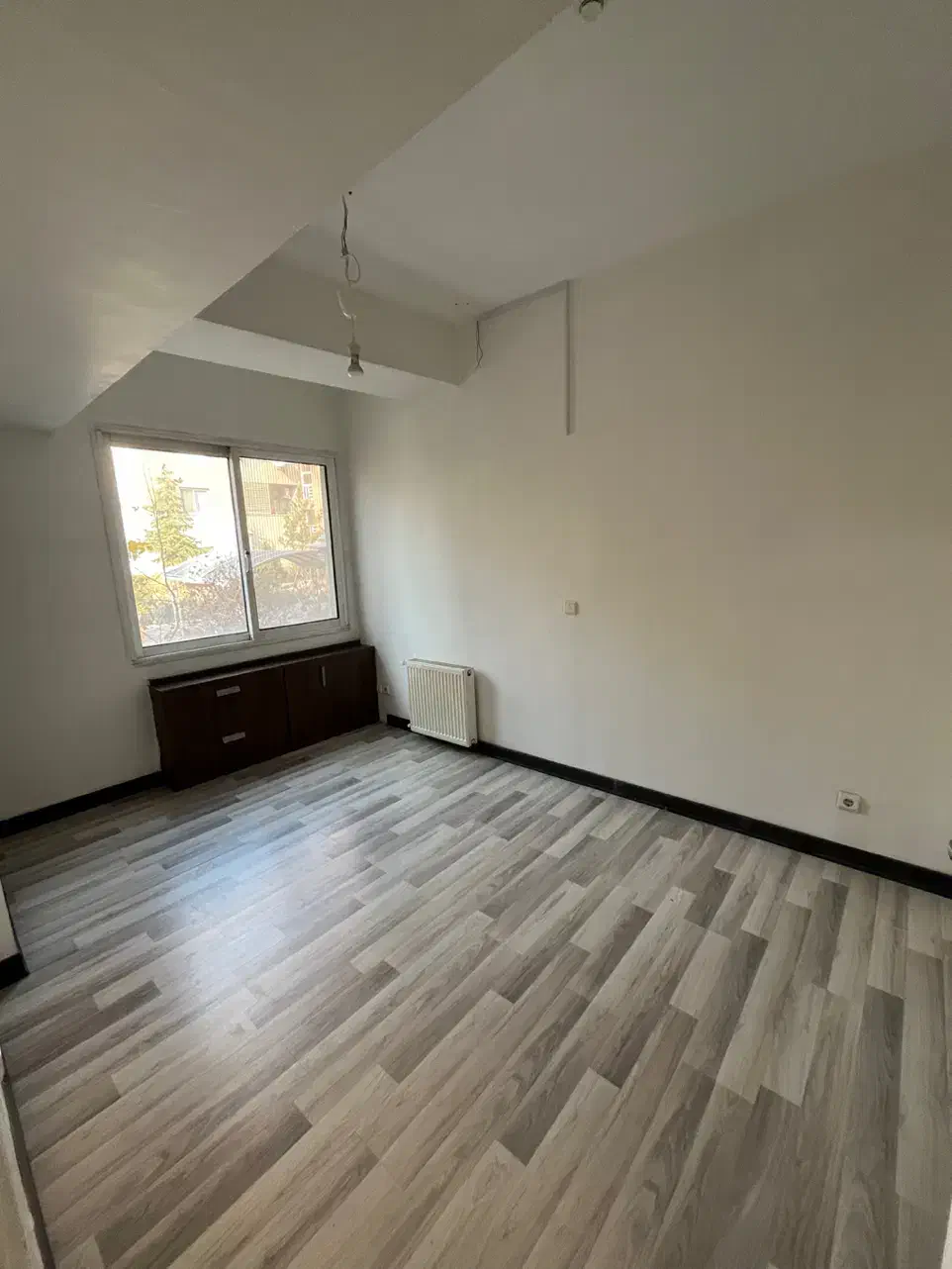 توضیحات

فاز۳ پردیس خیابان معلم 
مجتمع زنبق 
۵۰ متری
طبقه اول 
اسانسور+پارکینگ
نگهبانی ۲۴ ساعته 
واحد تخلیه اماده بازدید