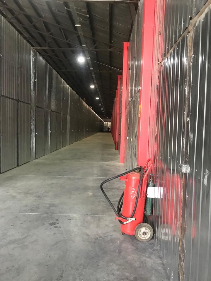 اجاره انبار اختصاصی کانتینری در سوله نگهداری لوازم