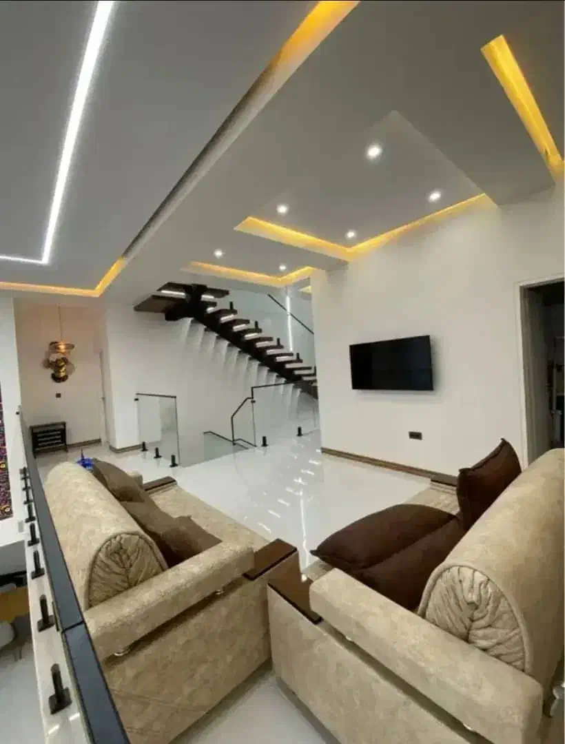 تریبلکس/فول لاکچری/استخروجکوزی