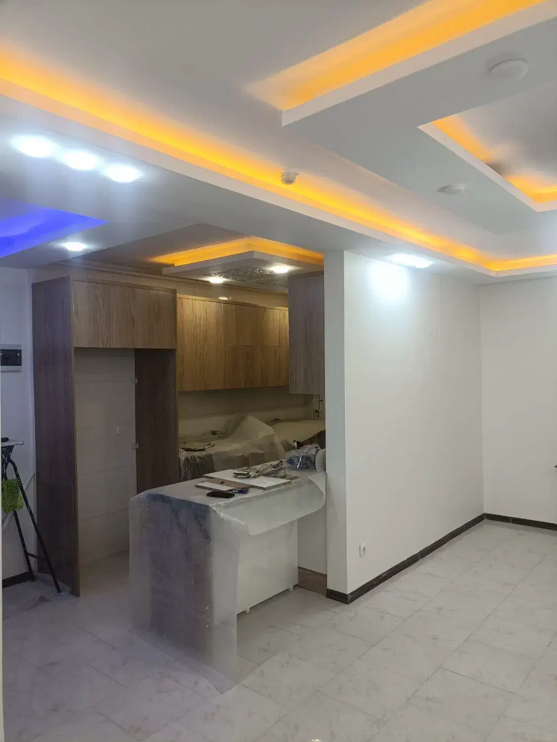 توضیحات

املاک ویهان ۷
زون۲
کلید نخورده
نوساز
طبقه چهارم
رهن کامل
غیر قابل تبدیل
بلوک سر درب ورودی شیک
لابی لاکچری
مالک محترم

موارد مشابه موجود است:
زون۱/۲/۳/۴/۵

کارشناس منطقه:خانم محمدی
