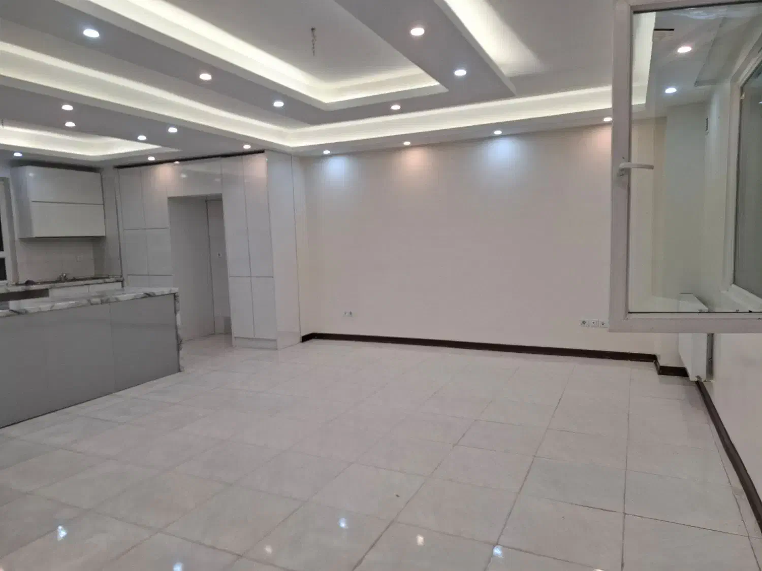 اجاره آپارتمان ۲خوابه فاز۸